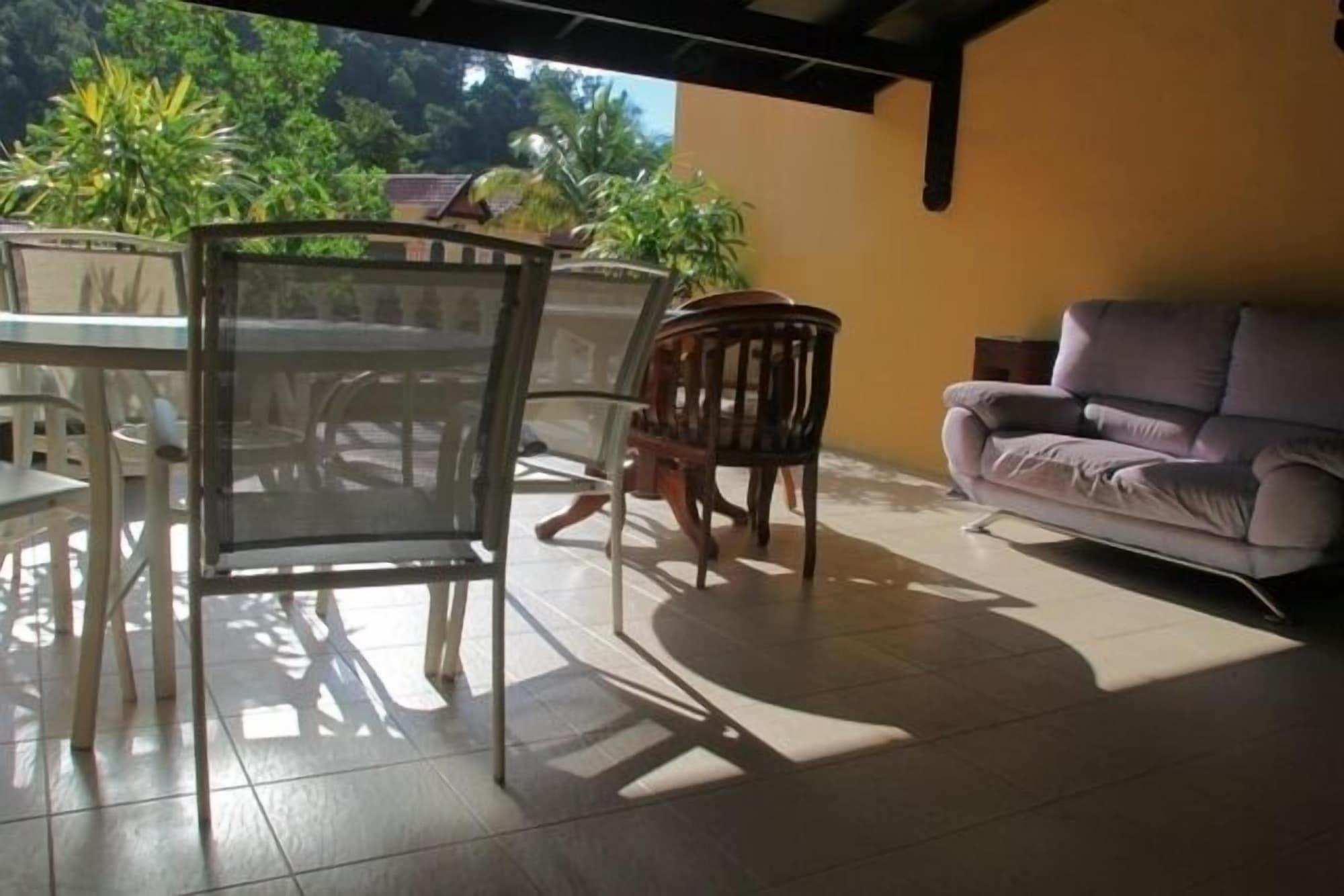 Geopark Hotel Padang Mat Sirat Esterno foto