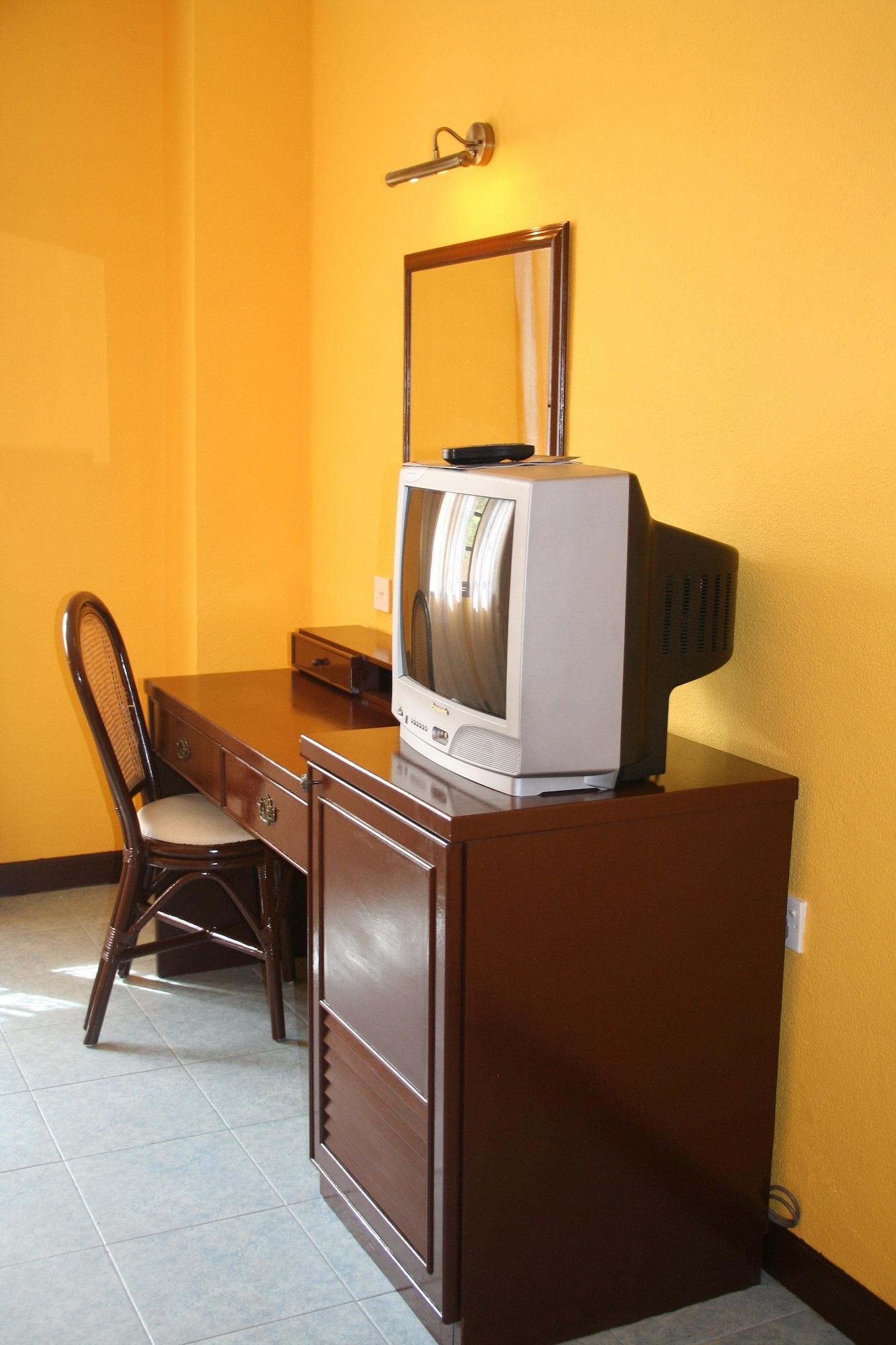 Geopark Hotel Padang Mat Sirat Esterno foto
